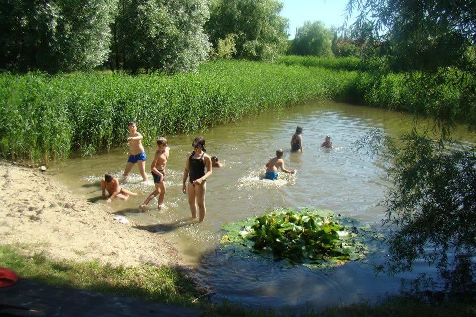 Hotel Stara Stajnia Pleszew Luaran gambar