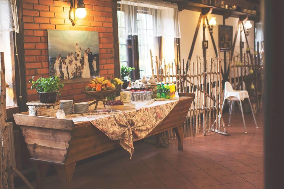 Hotel Stara Stajnia Pleszew Luaran gambar